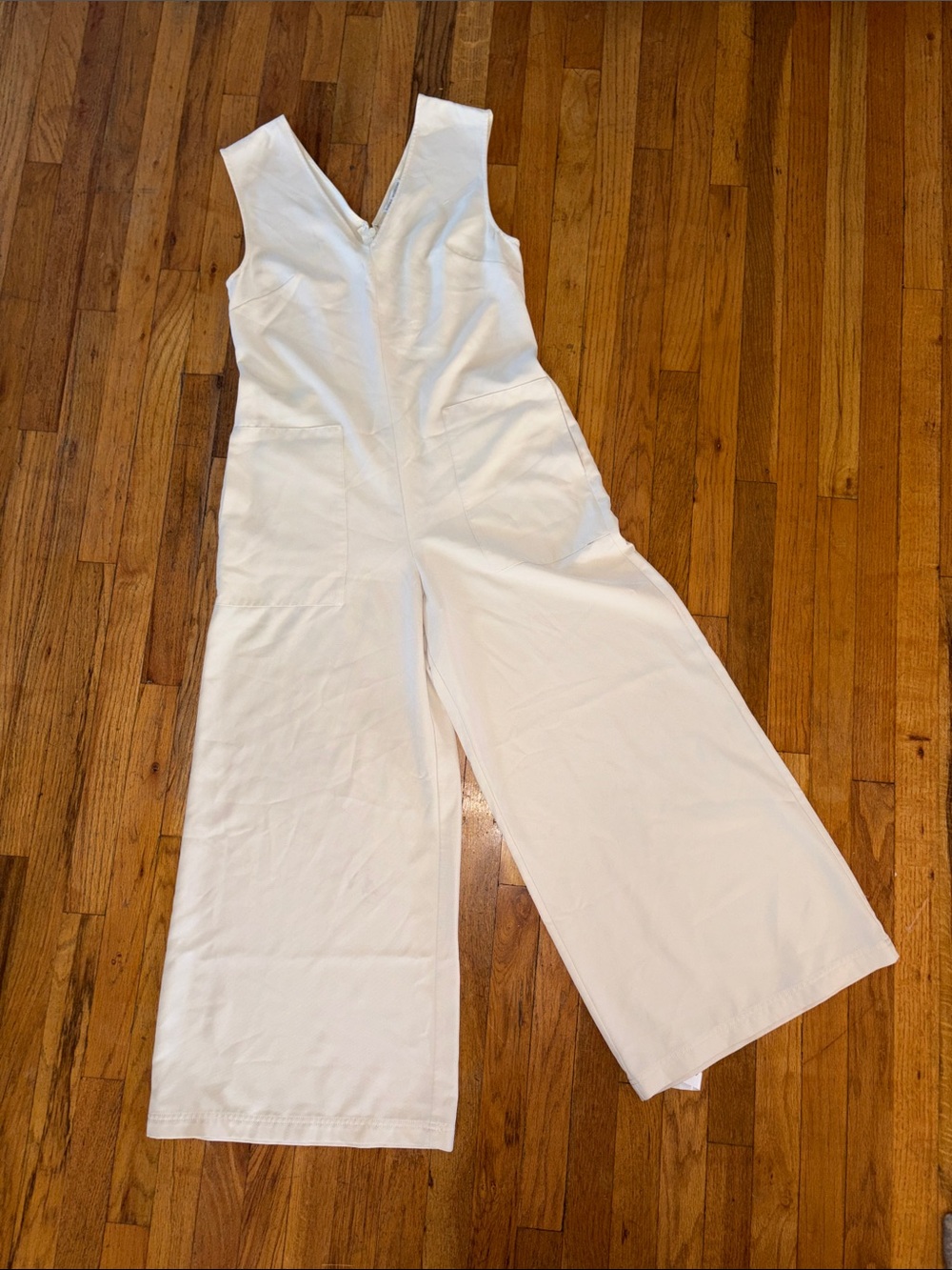 Marina Moscone Wide-Leg White V-Neck Jumpsuit